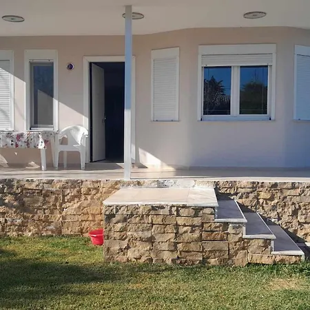 Dina House Sozopoli