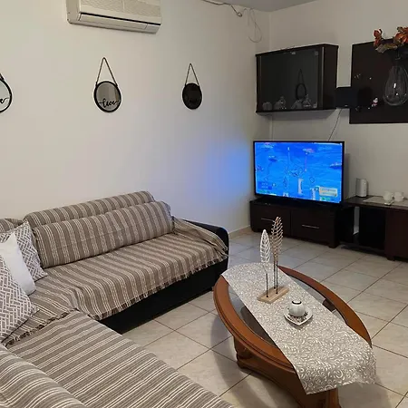 Holiday home Dina House *