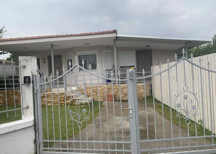 Dina House 소조폴리