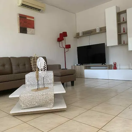 Dina House Сasa de vacaciones Sozopoli